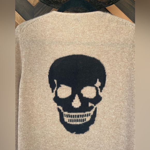 360 Cashmere Camel Skull Print Sweater size Large - Picture 7 of 10